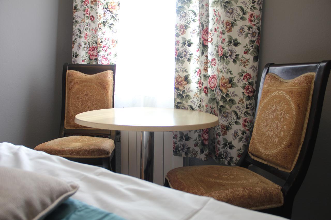 Хостел Tbilisioldhouse N52 Экстерьер фото