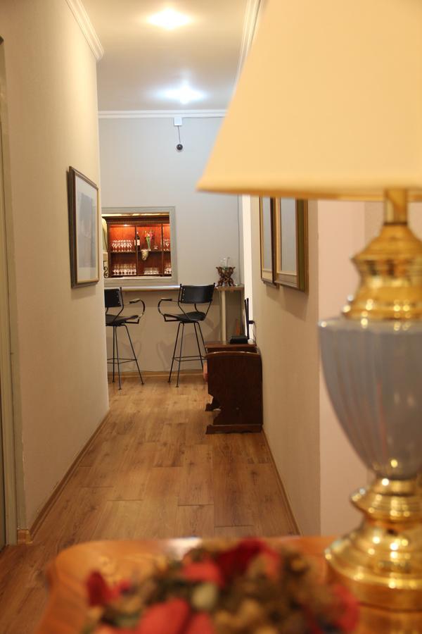 Хостел Tbilisioldhouse N52 Экстерьер фото