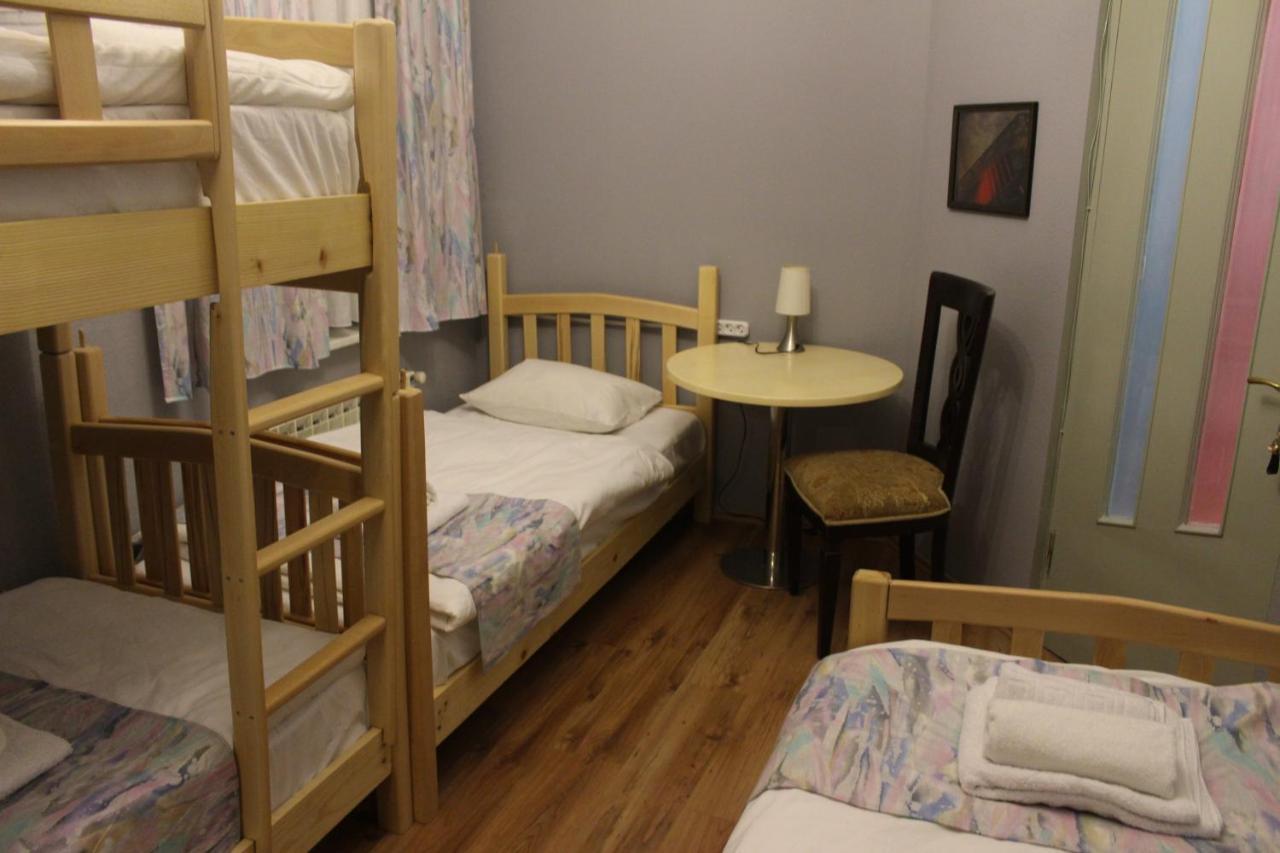 Хостел Tbilisioldhouse N52 Экстерьер фото