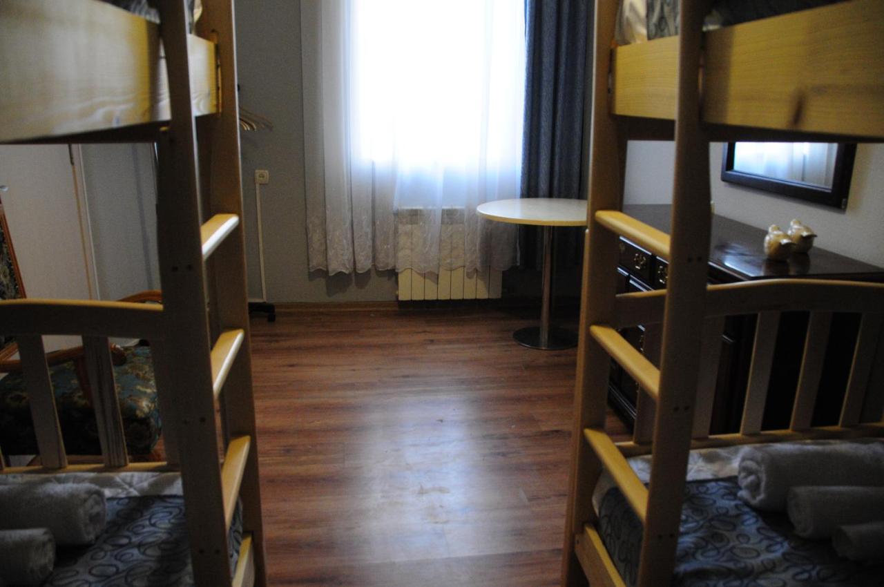 Хостел Tbilisioldhouse N52 Экстерьер фото